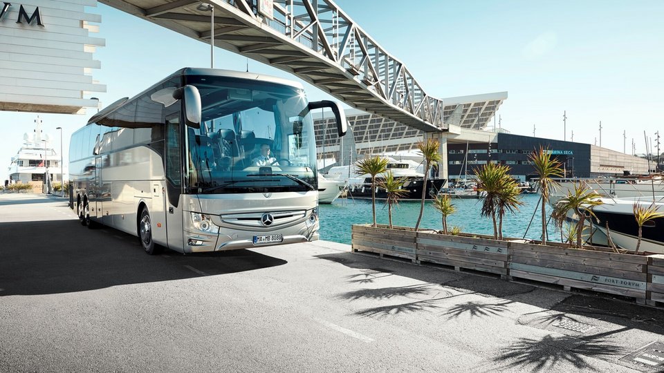 Mercedes-Benz Tourismo – Seitenansicht