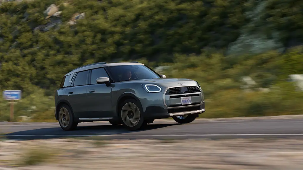 MINI Countryman (U25) – Frontansicht